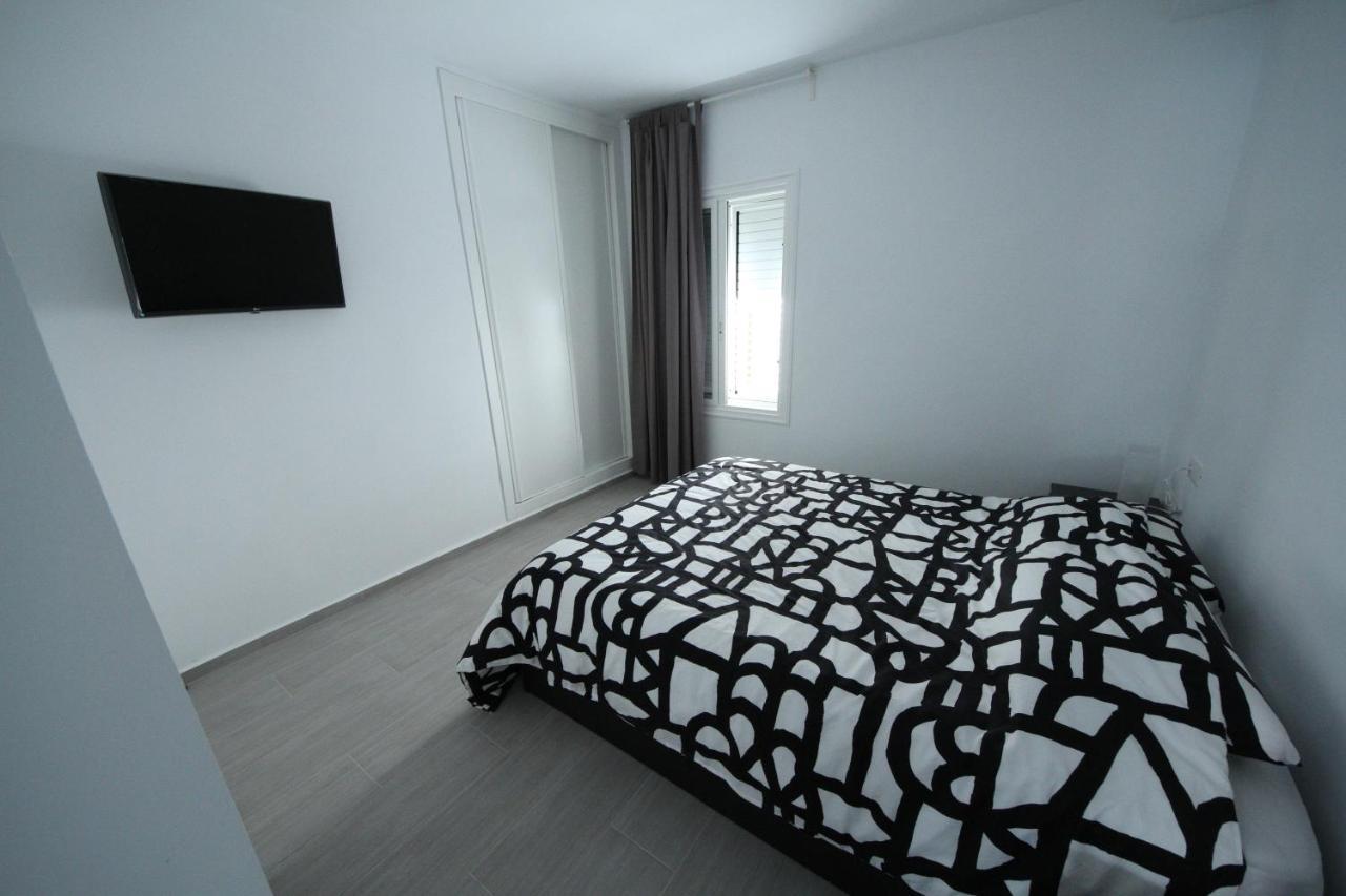 Flower Apartment *